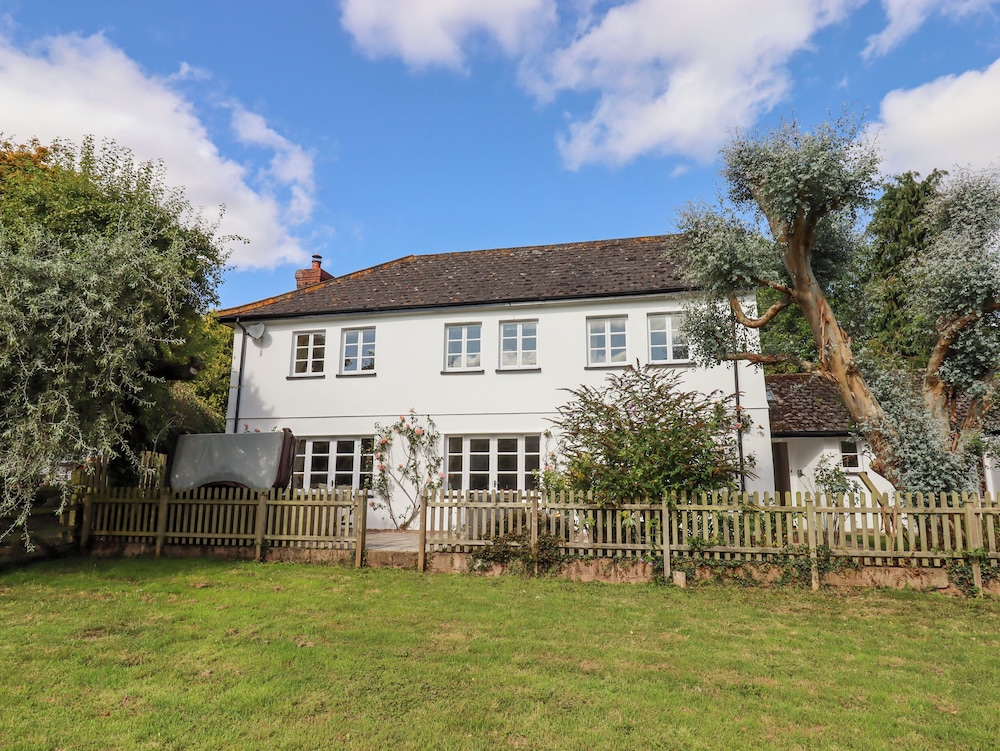 Culver Court Cottage