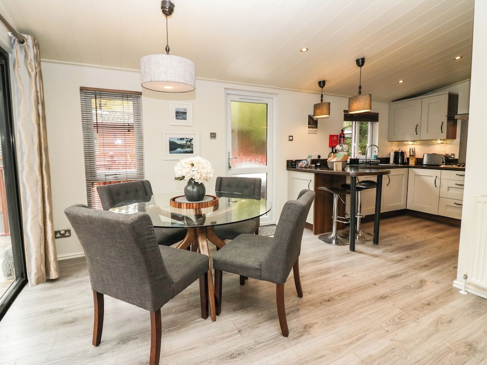 Somerford Lodge