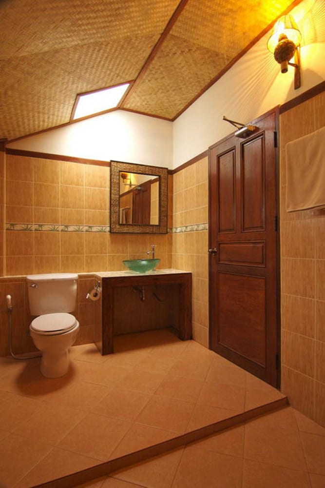 Palm Leaf Resort