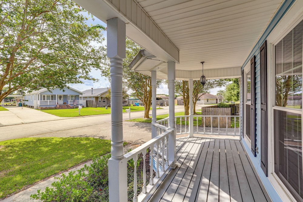 5 Mi to Downtown Morgan City: Waterfront Retreat
