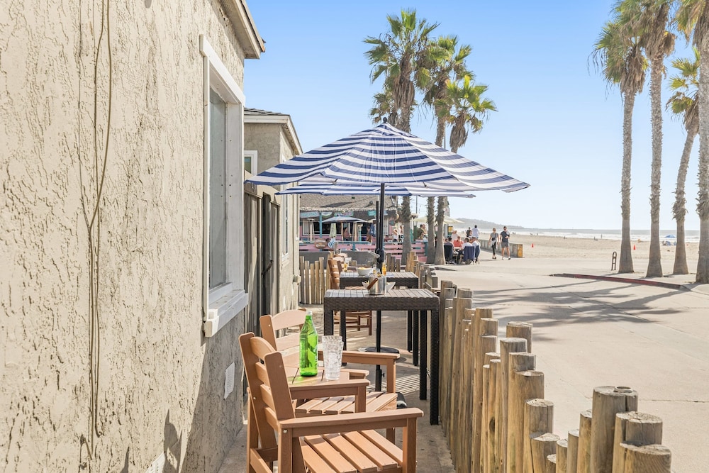 Ocean Blvd Apt 6 by Avantstay On Pacific Beach