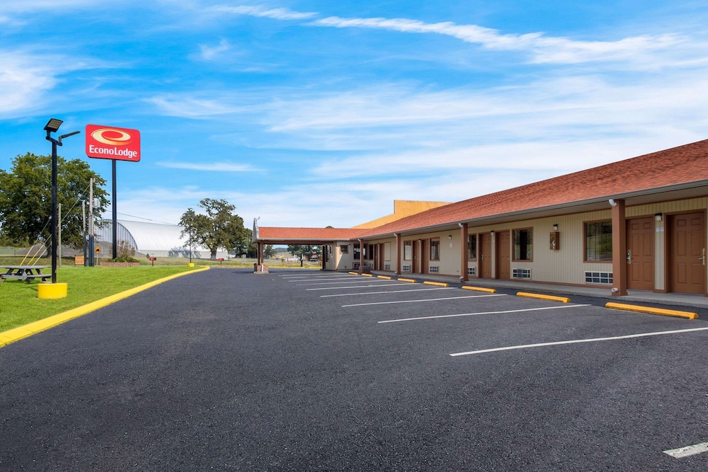 Econo Lodge Cornersville I-65