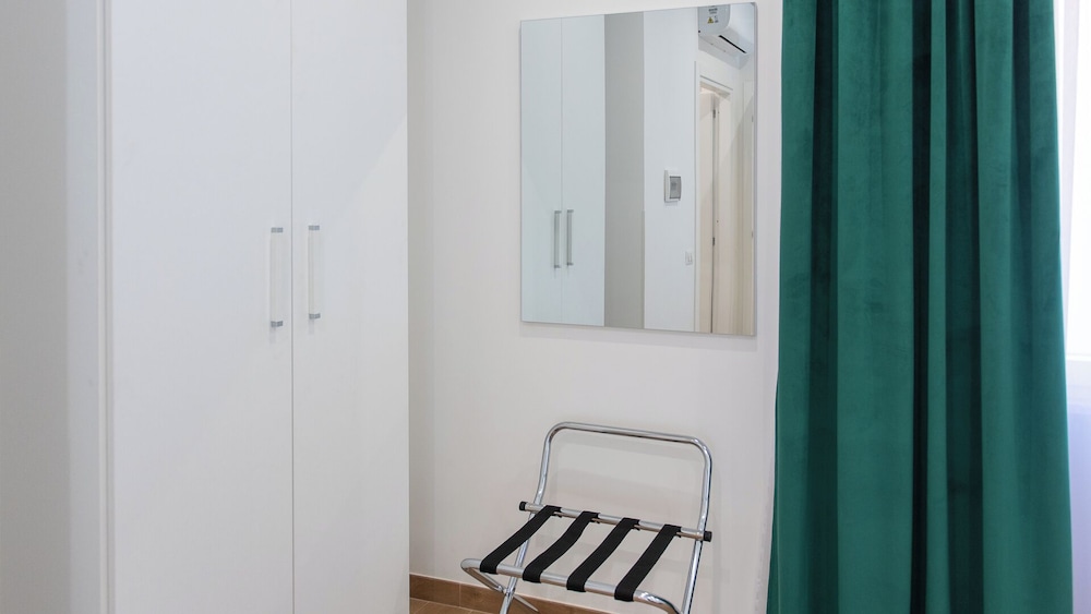 Lovely Rooms by Rentbeat