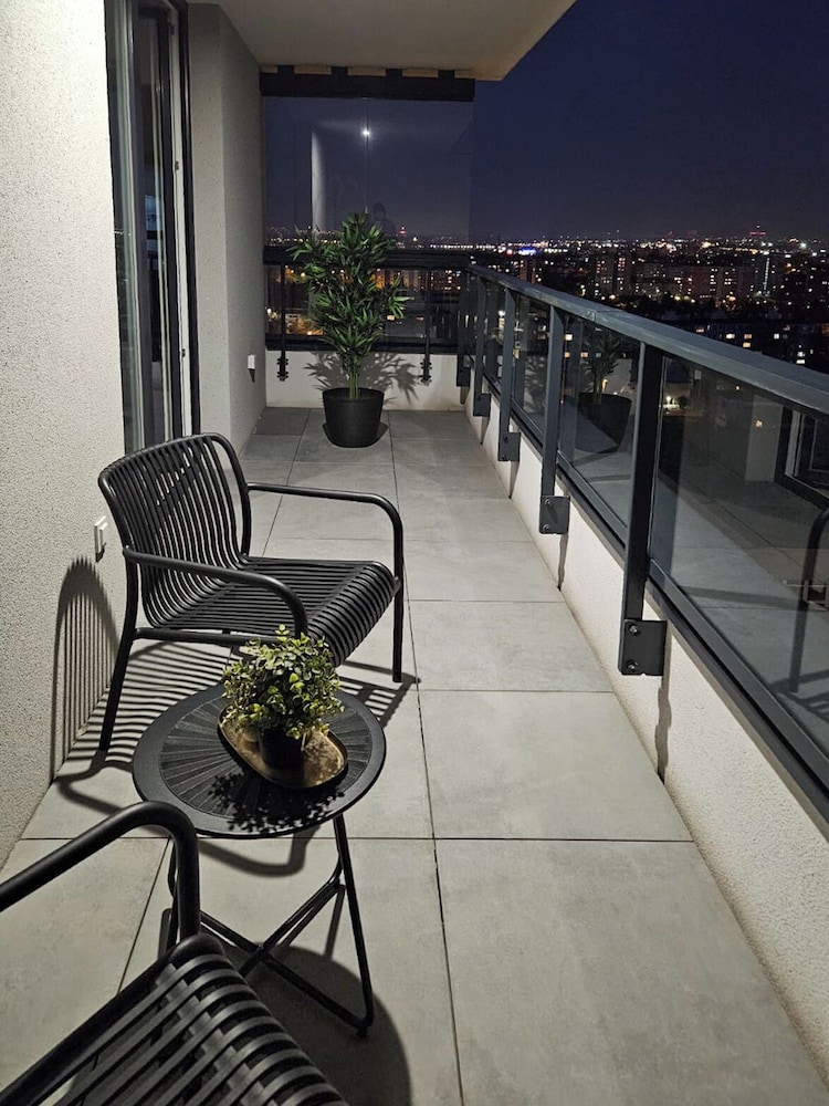 Sky by Kairos Apartments