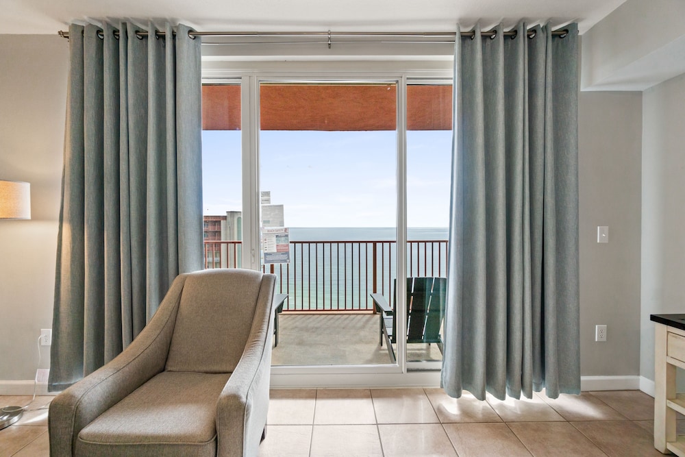 Shores of Panama by Book That Condo