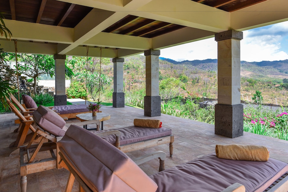 Sumberkima Hill Private Villa Retreat