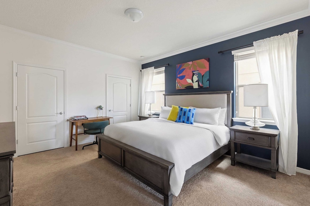 Sleeps 20! Resort Home Near Disney, Pool+game Room Twice-as-nice by Avantstay