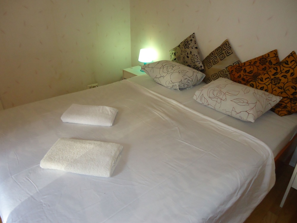 Apartments Krulenko 15