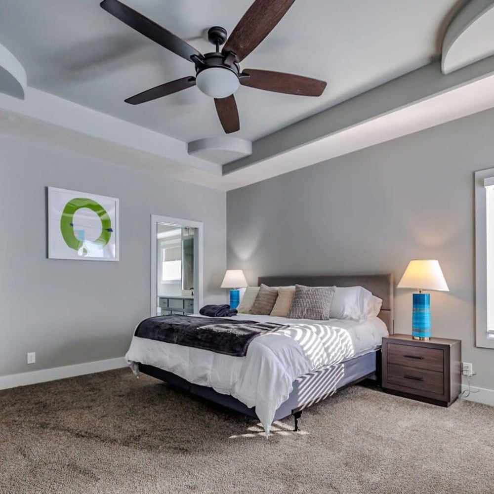 Luxury Retreat Modern 5BR Ranch in Bennington