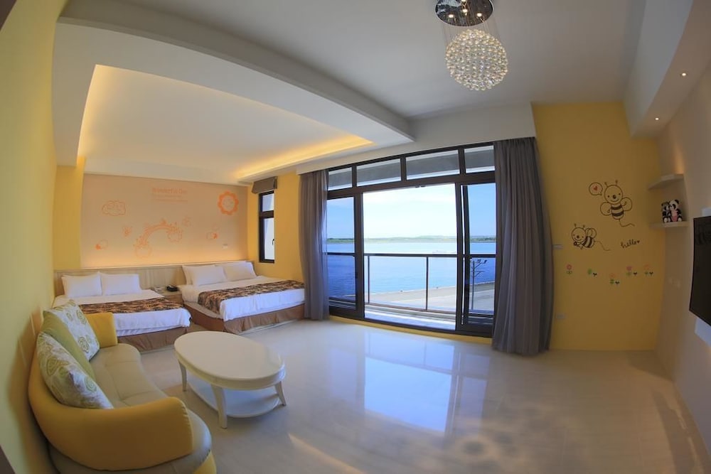Lucky Bay B&B