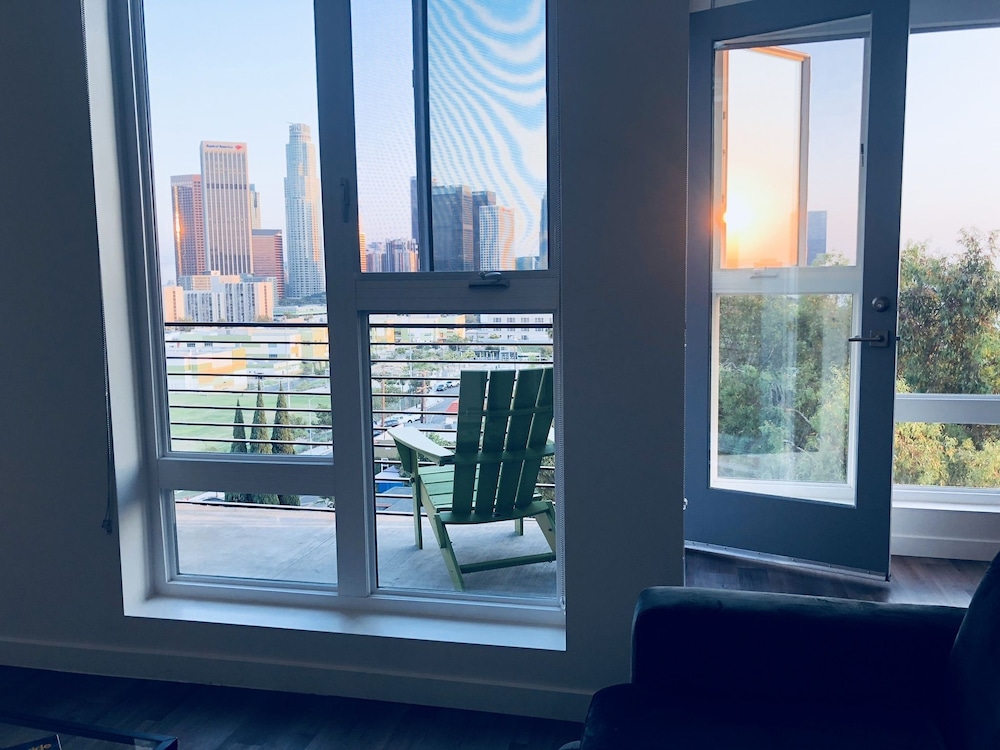 New Lyfe Finest Luxury Apartment