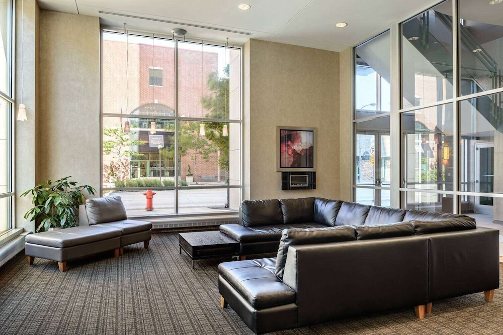 Broadway Plaza, Trademark Collection by Wyndham