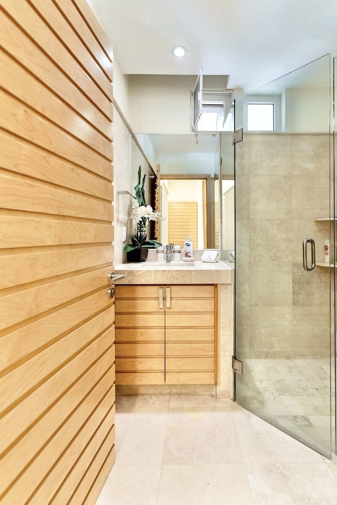 Anana El Dorado 203 Condo With Lake Views Pool