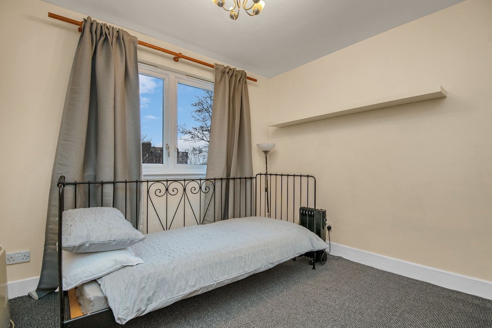 Tony Asga - Coady Apartment