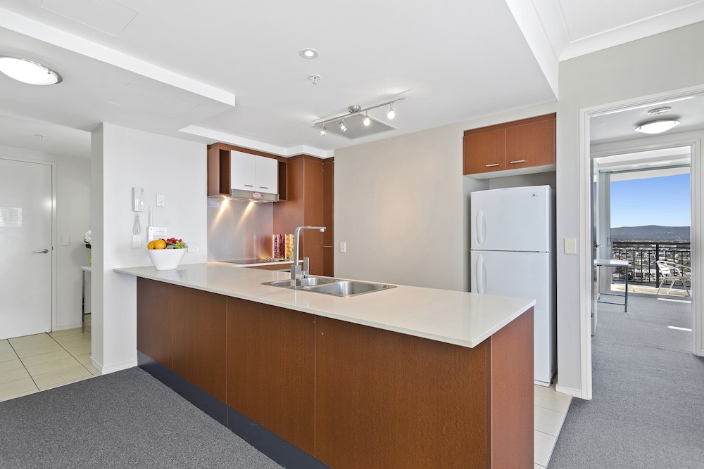 Surfers Paradise Vacations - Ocean Riverview at Chevron Renaissance - Property Image 12
