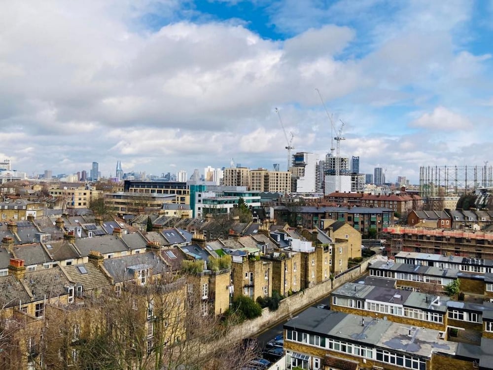 A Skyhigh Stay for 2 in Vauxhall London