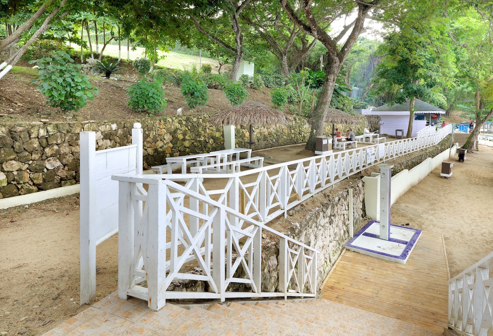 Grand Palladium Jamaica Resort  Spa All Inclusive - Property Image 246