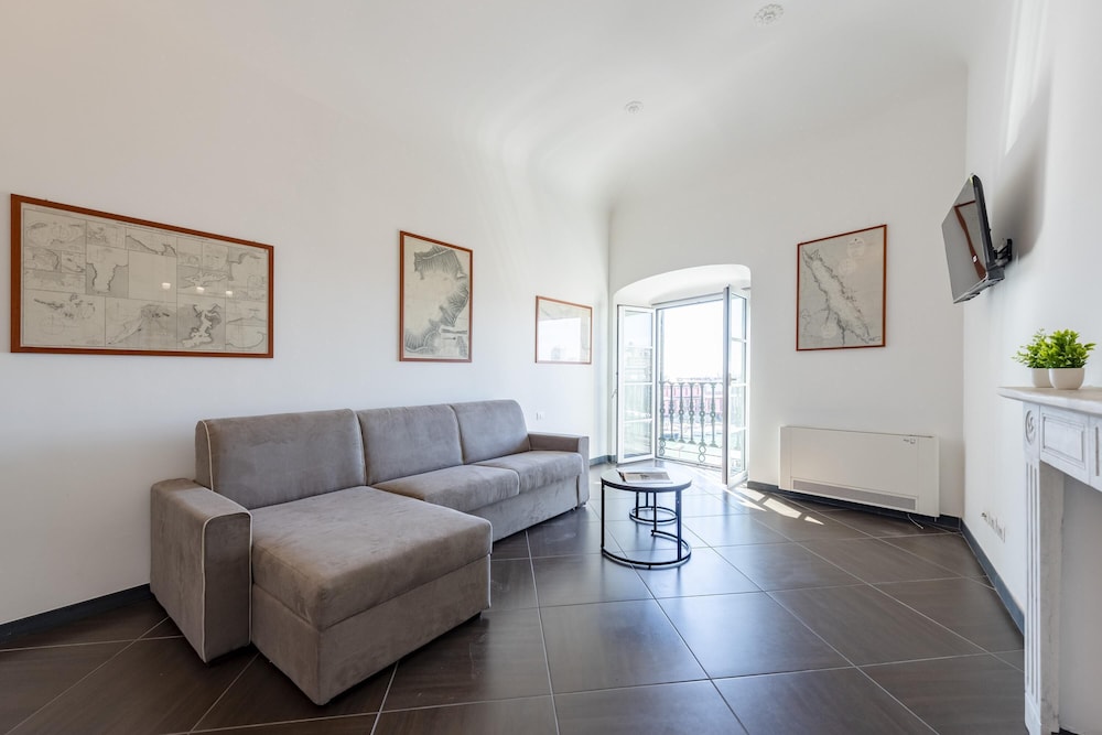 Sea View Apartment Next To Acquarium view 3
