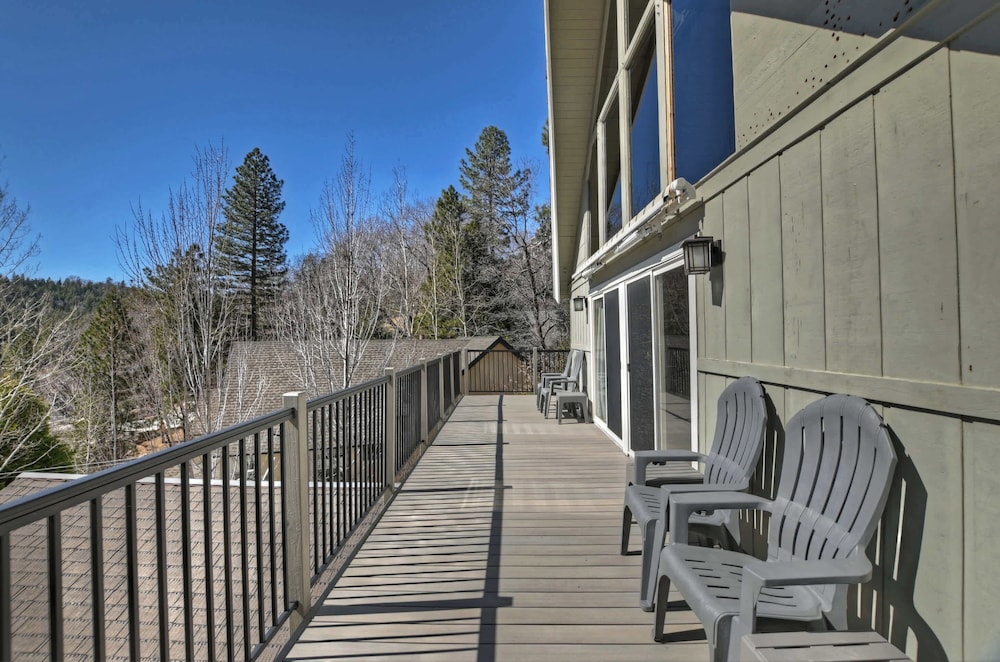 Bow N Arrow Lodge For 8!