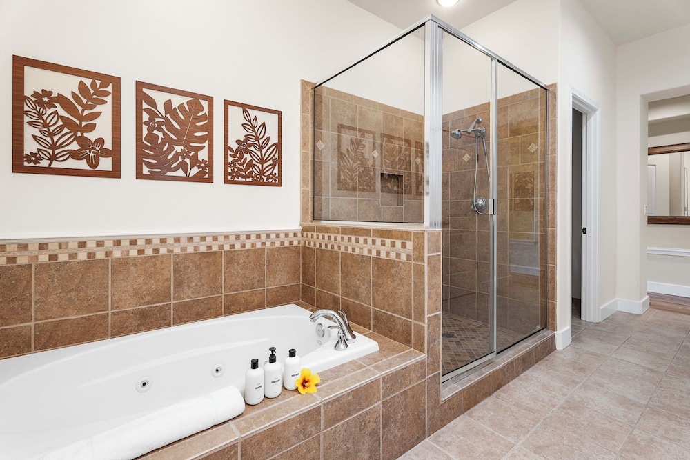 Updated Unit - Perfect Location - Vrkcv