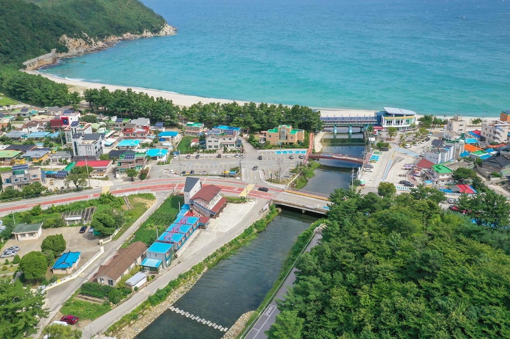 Samcheok Healingcamp Pension view 4