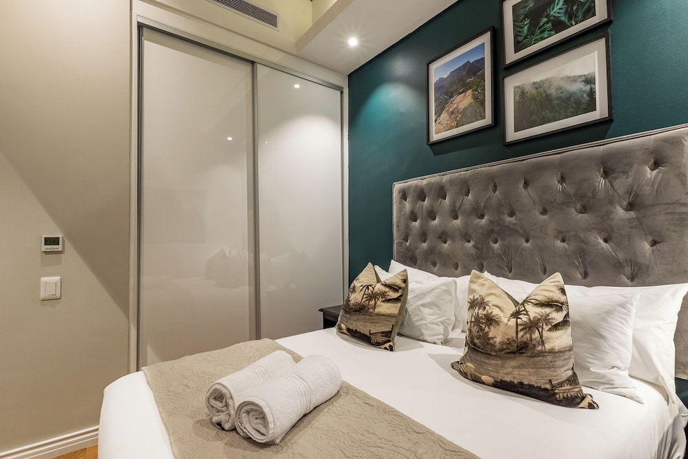 Docklands Deluxe Apartments by ITC Hospitality