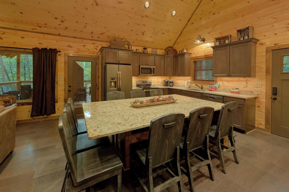 Adventure Lodge