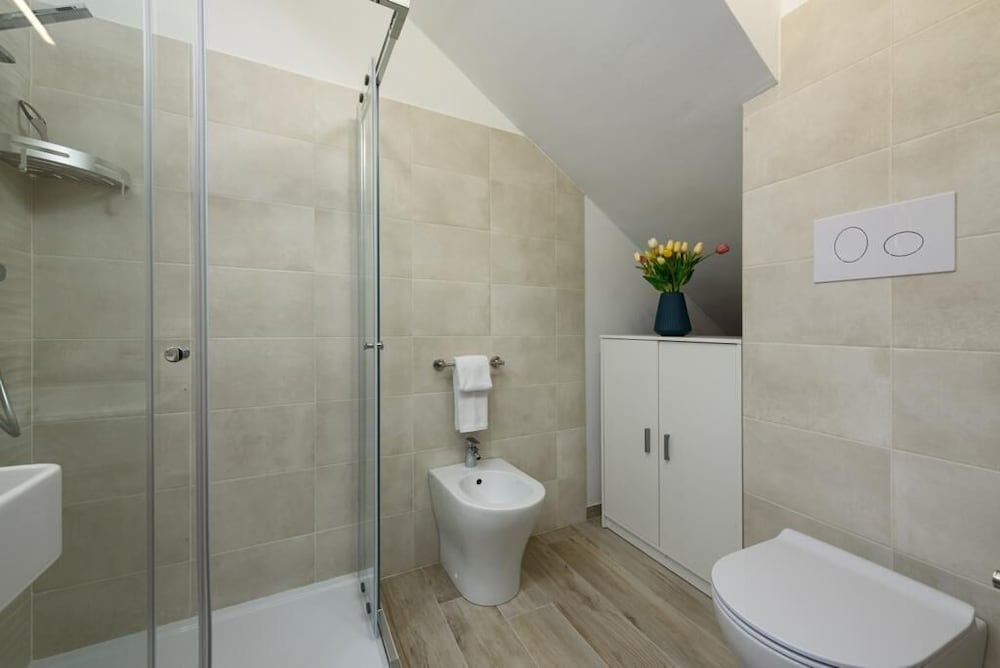 Bedda Luna Apartments