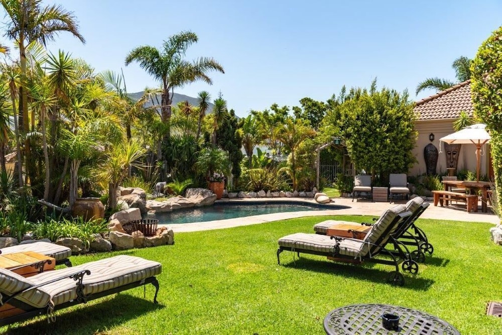 Villa Chad Luxury Guesthouse