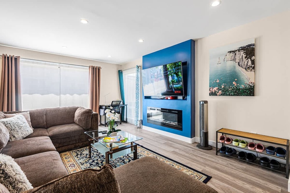 Cozy Quiet Safe Bright 4brs Home in Daly City