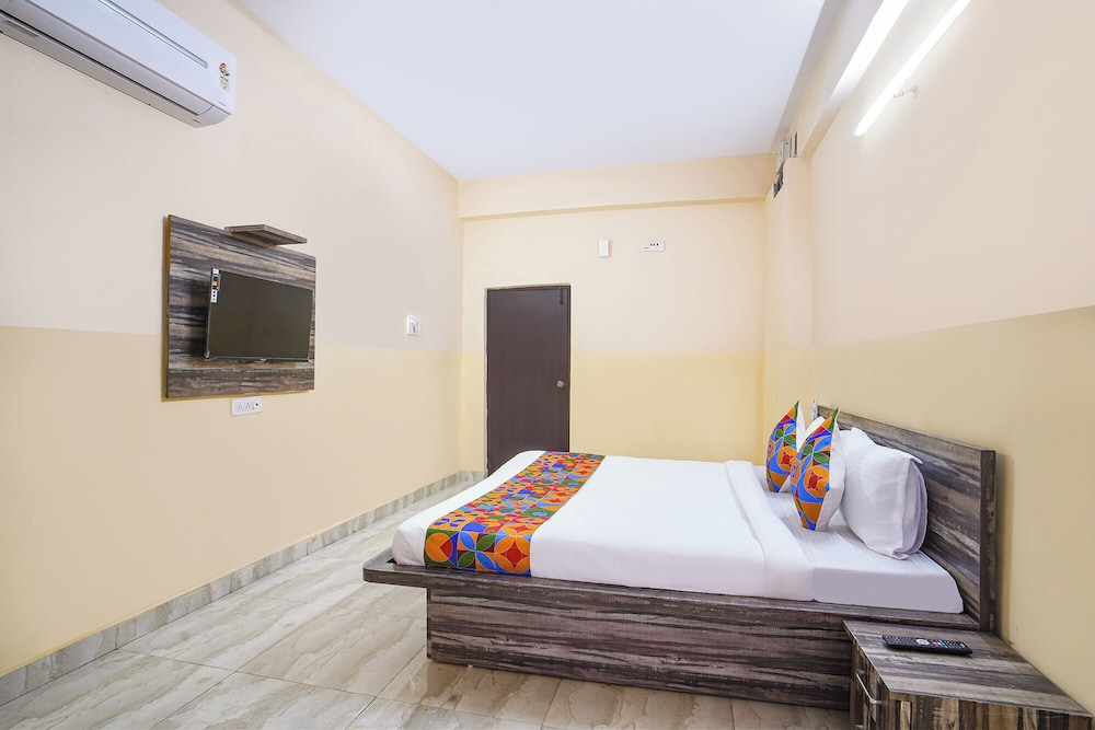 Fabhotel Sree Venkateshwara Residency