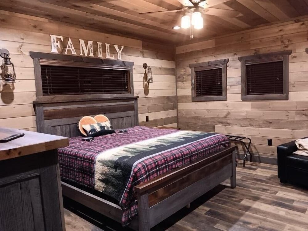 Coal Camp Lodge