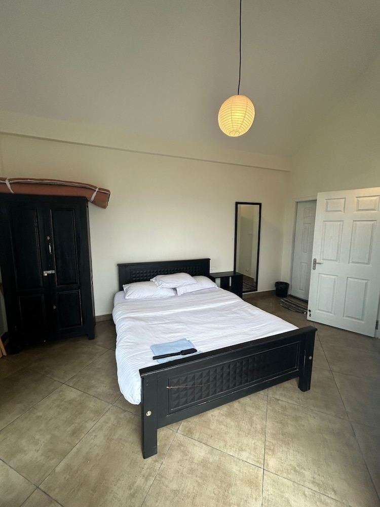 S ELLA Residency