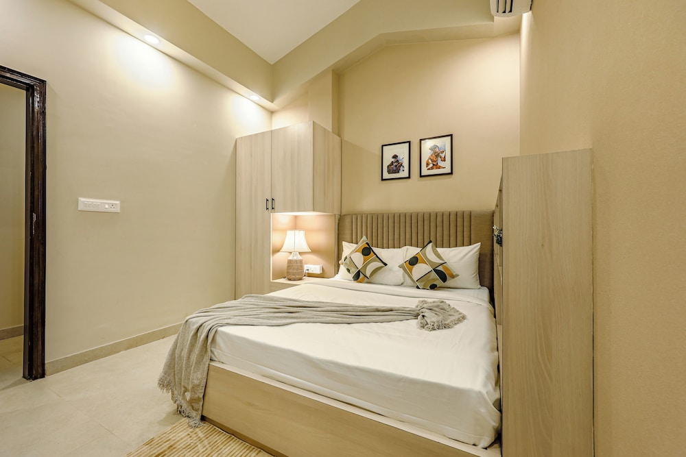 Alaya Stays Veera Serina 3 BHK with Pool