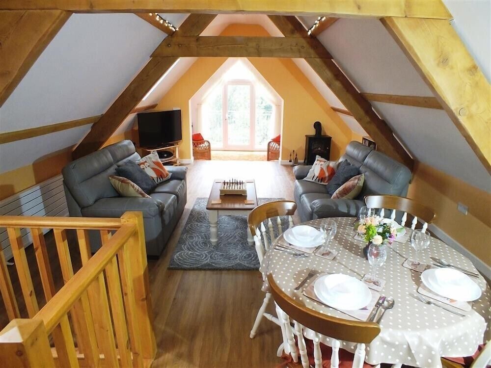 Pond Cottage