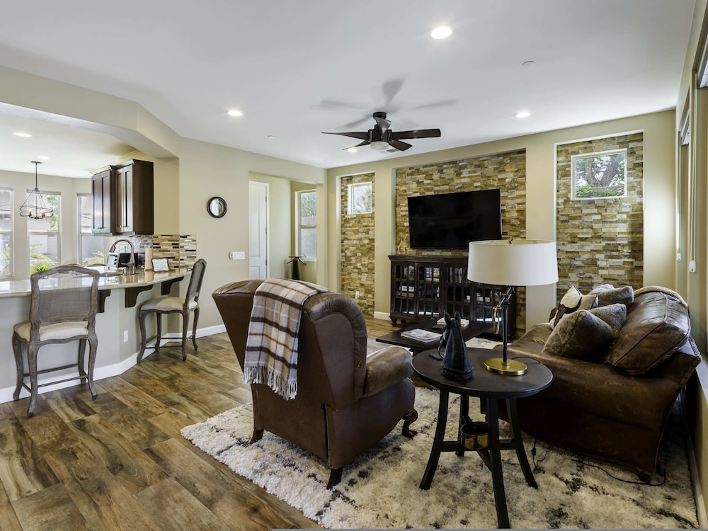 Paso Fino at the Polo Club 2 Bdrm 2 Bath w Pool