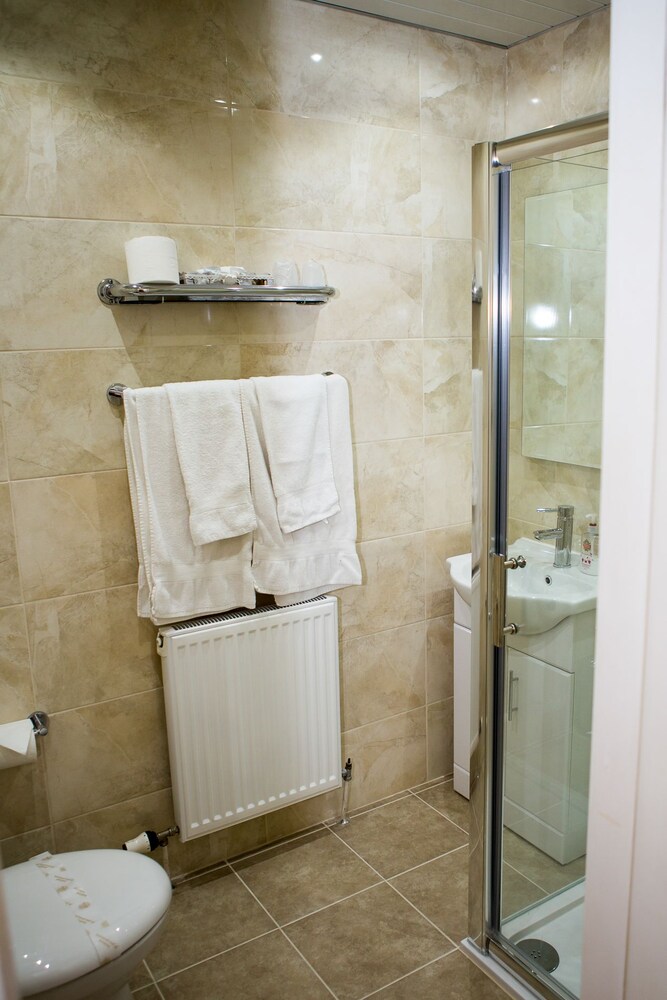 Oak House B&B
