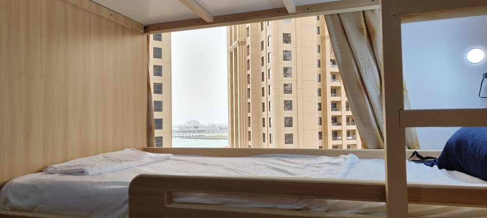 SEASIDE HOSTELS