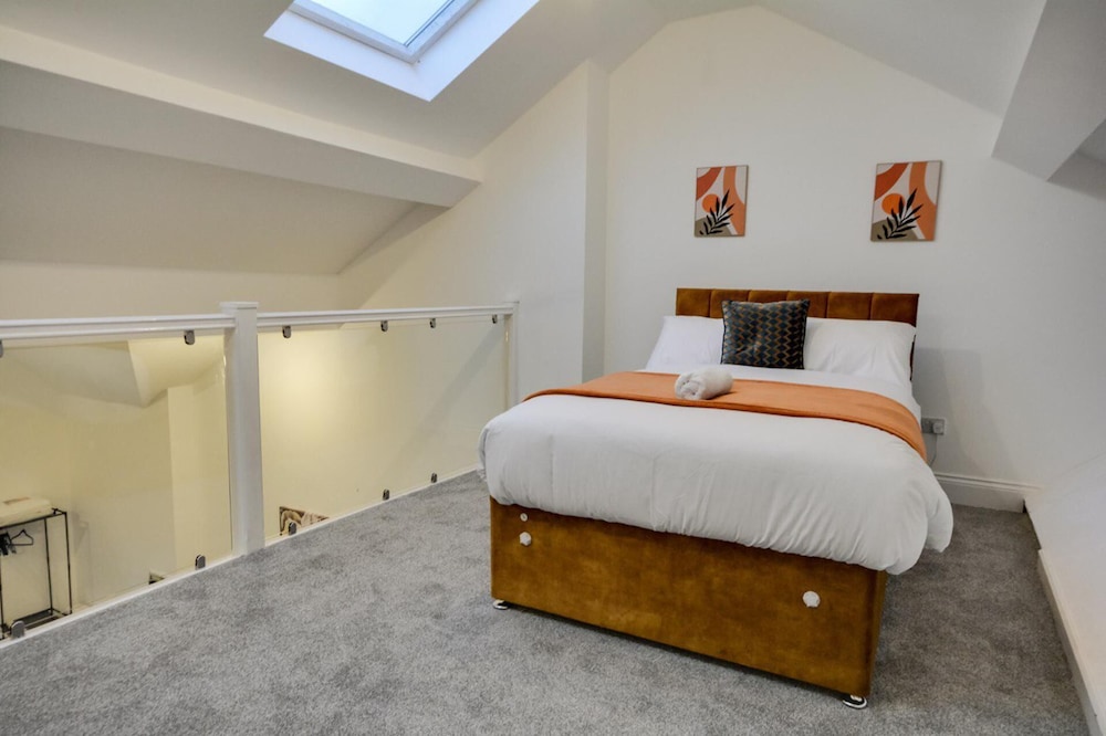 3 Bed Apartment in Wigan view 3