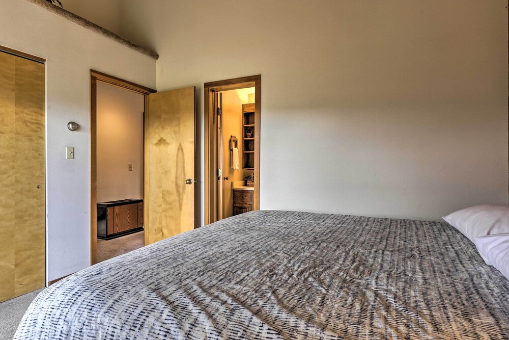 Resort Perks & Trail Access: Silverthorne Condo! view 4
