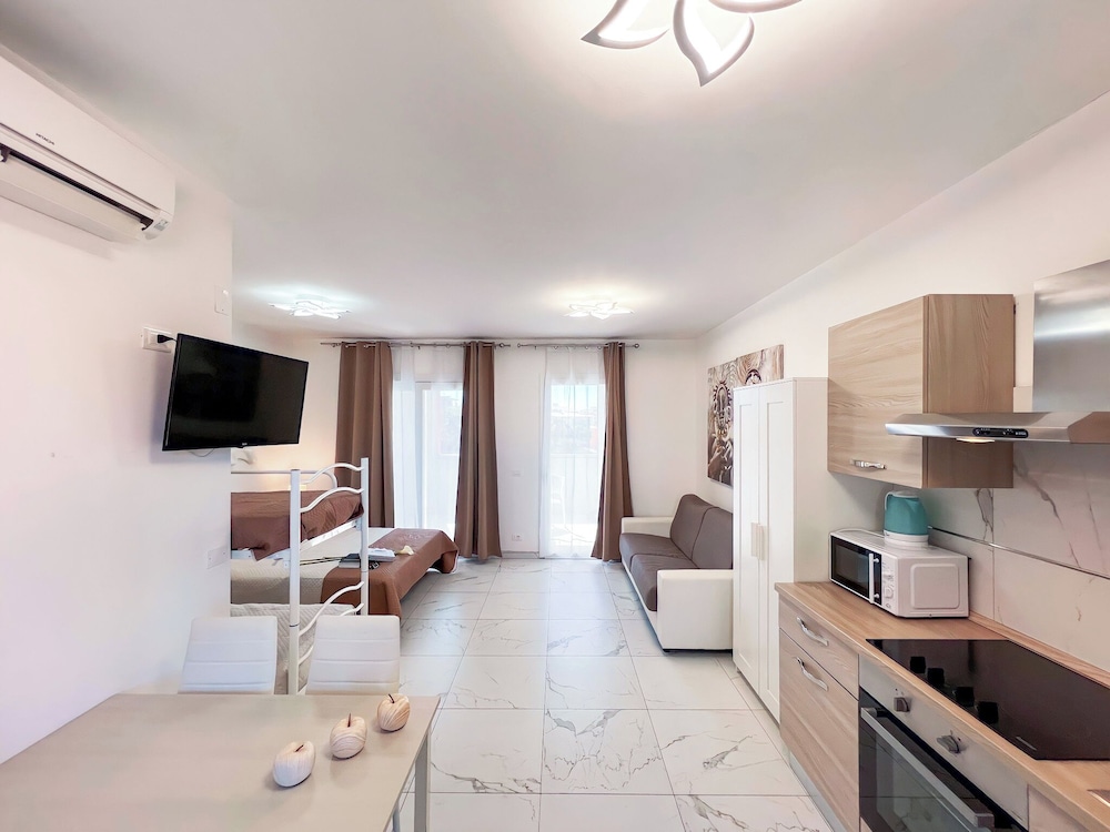 Flat a Stone's Throw From the Centre of Bibione