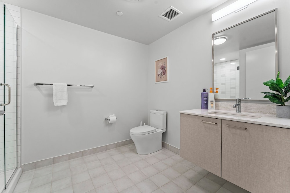 Furnished Apts near Harvard Stadium