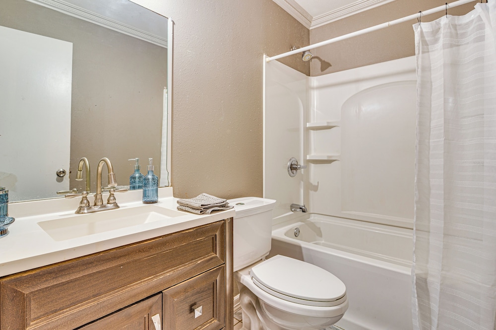 Close to Town & Med Center: Weslaco Home