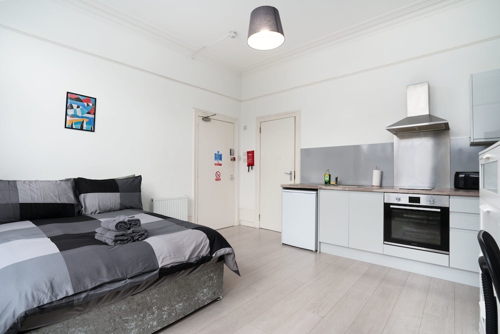Cosy Fully Equipped Studio 2 Close to University