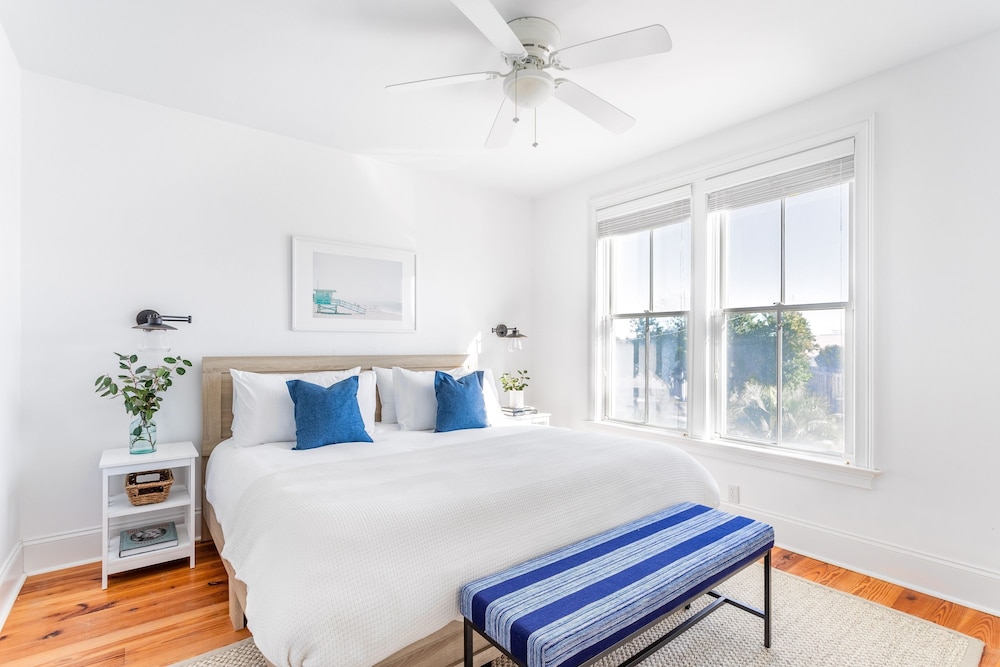 Sea Shell by Avantstay Breezy Beachside Getaway w Rooftop Deck 6 BRs