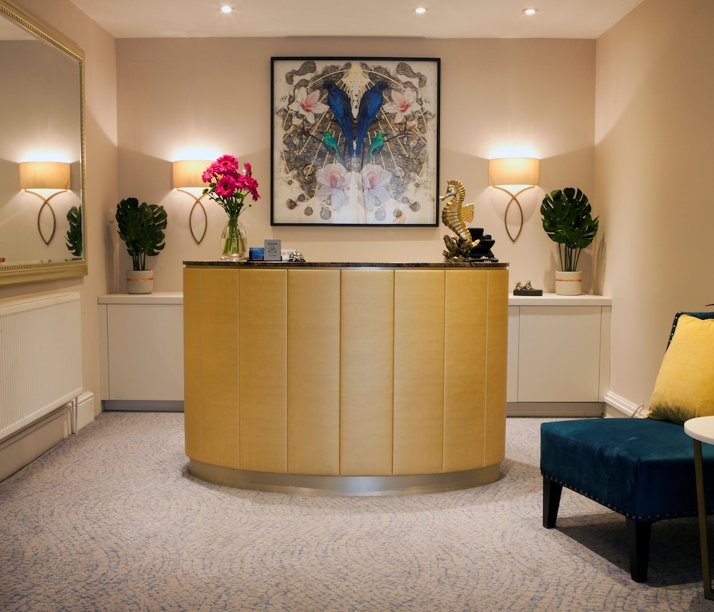 Hotel Sea Spray - Image 1