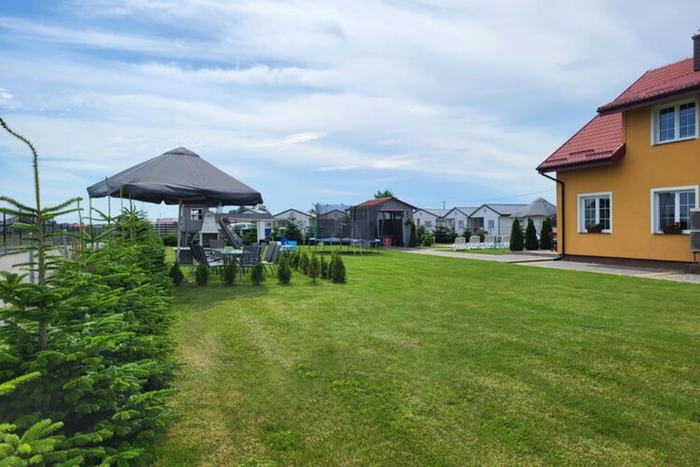 Comfortable Apartment, 5 Bedrooms, Summer Pool
