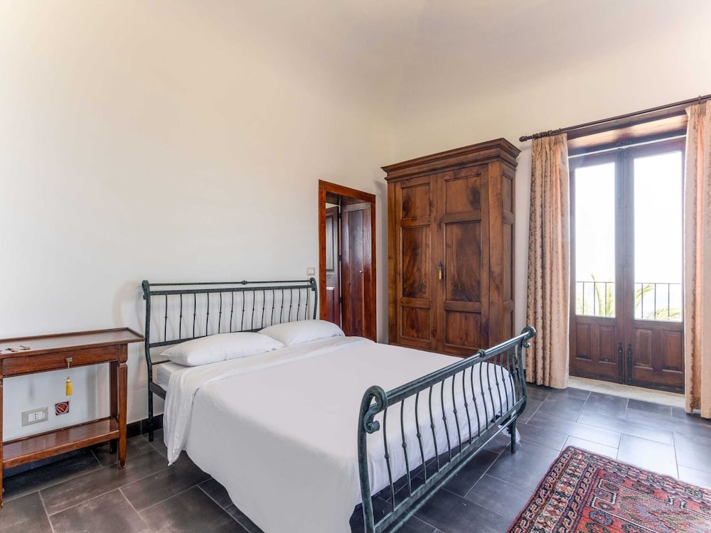 Lavish Sicilian Villa With Pool view 3