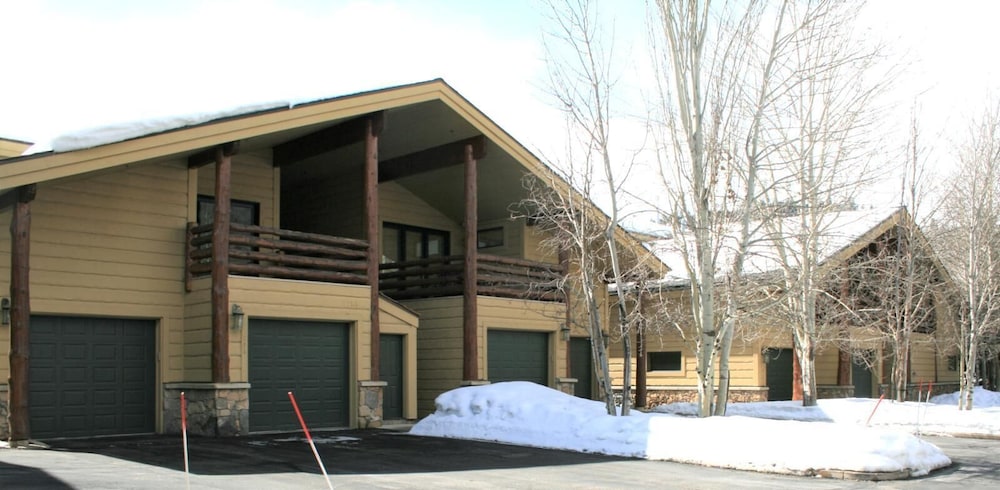 Deer Valley Bct-501 Hot Tub KBM Resorts