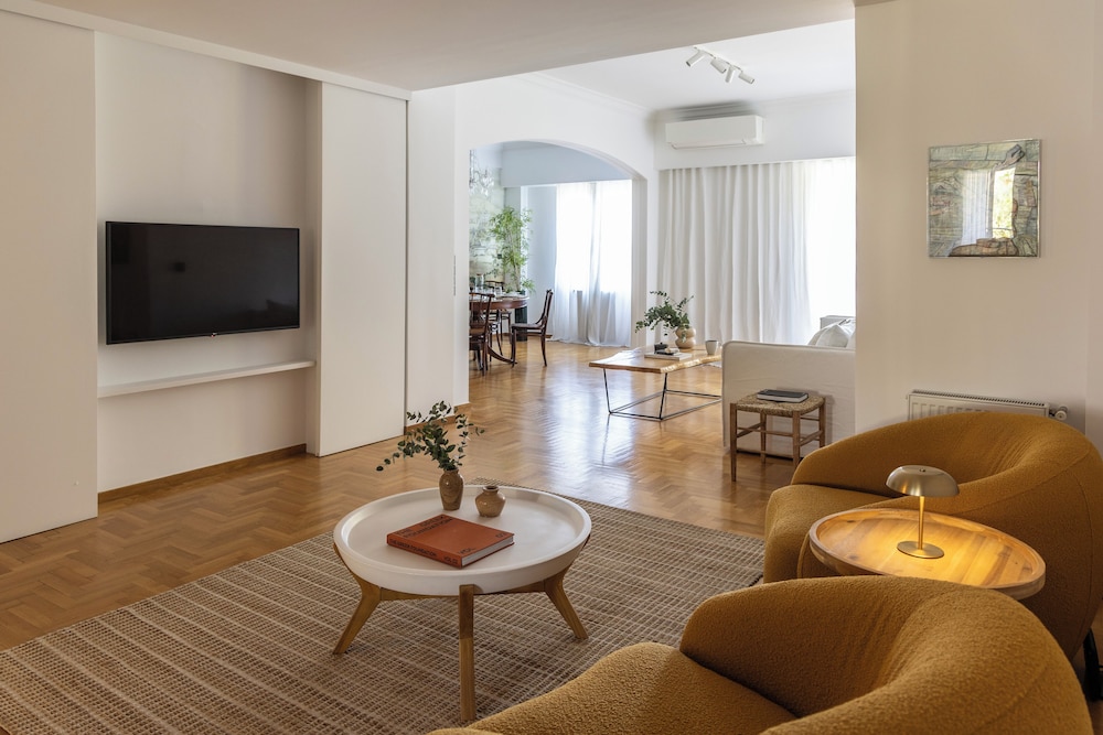Acropolis Museum Retreat - 2 Bedroom Apartment